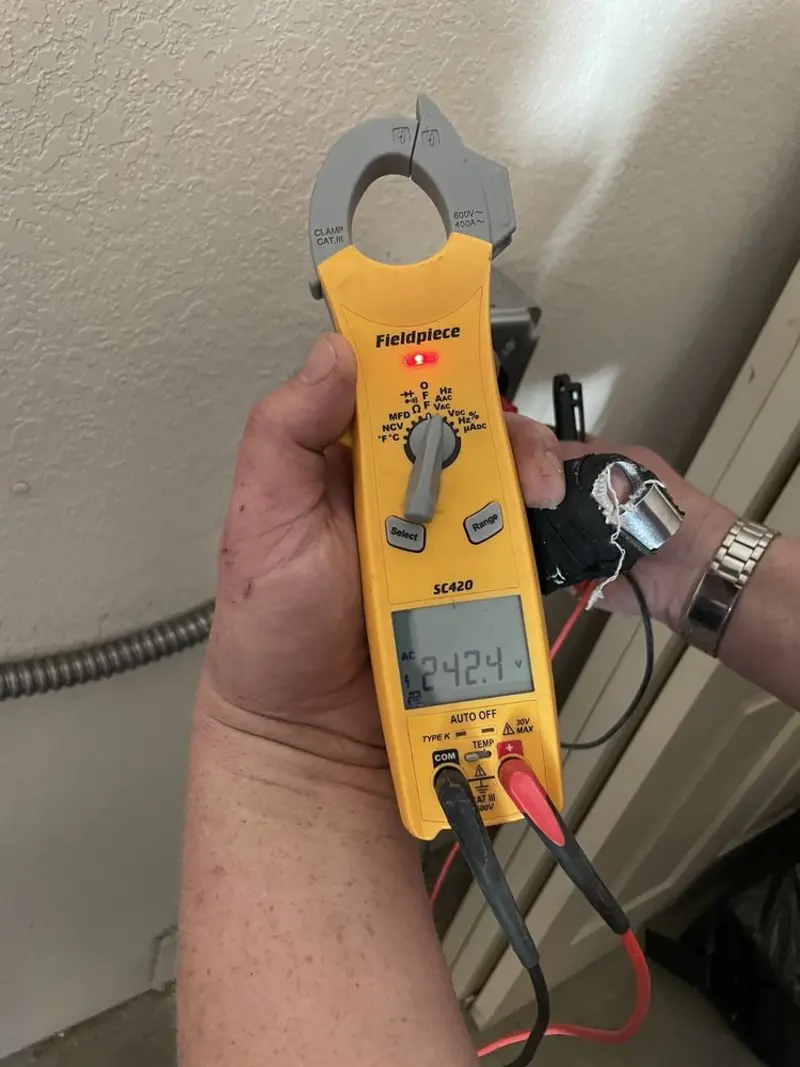 Voltage testing with clamp meter during Aluminum Wiring Replacement in Waynesboro